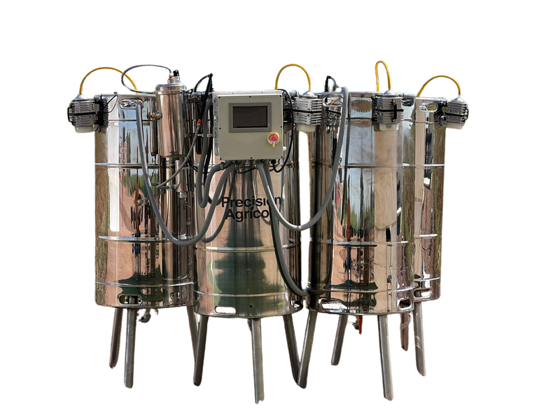 Biorreactores agrícolas de 200 y 1000 litros para biofábrica on-farm — Precisión Agrícola